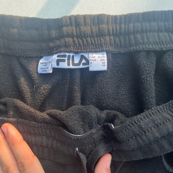 Fila black joggers - Picture 3 of 3